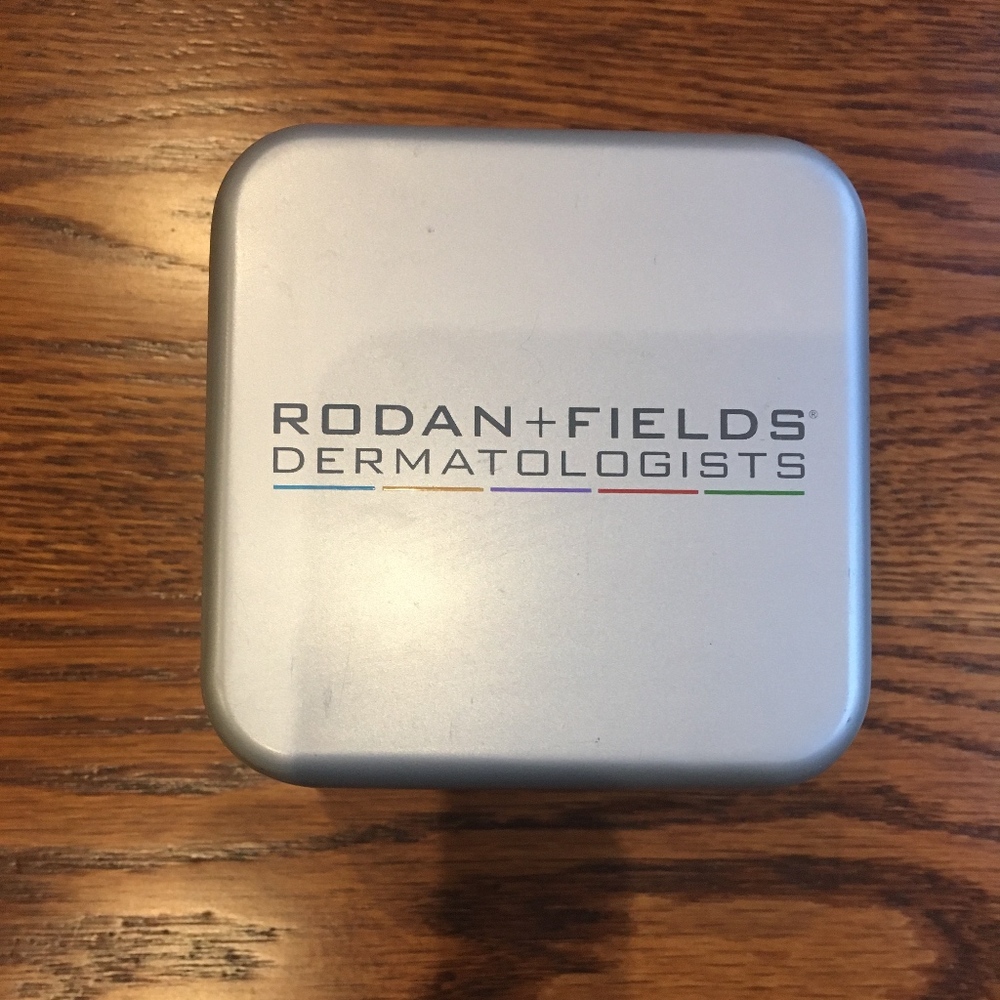 Rodan + Fields vintage Fossil watch
